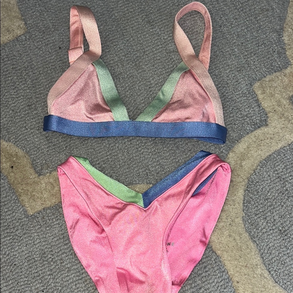 Colorful Bikini Set!